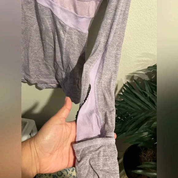 Lululemon run full tilt pullover in lavender size 8 - Picture 3 of 11